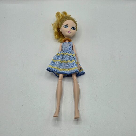2012 Ever After High Blondie Lockes Enchanted Picnic Doll - Picture 5 of 6